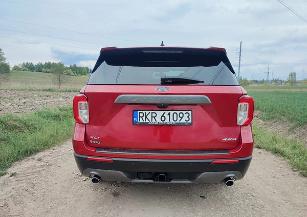 Ford Explorer cena 169000 przebieg: 80000, rok produkcji 2021 z Krosno małe 781